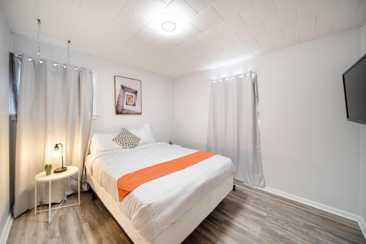 2 Bedroom In A Prime Location *