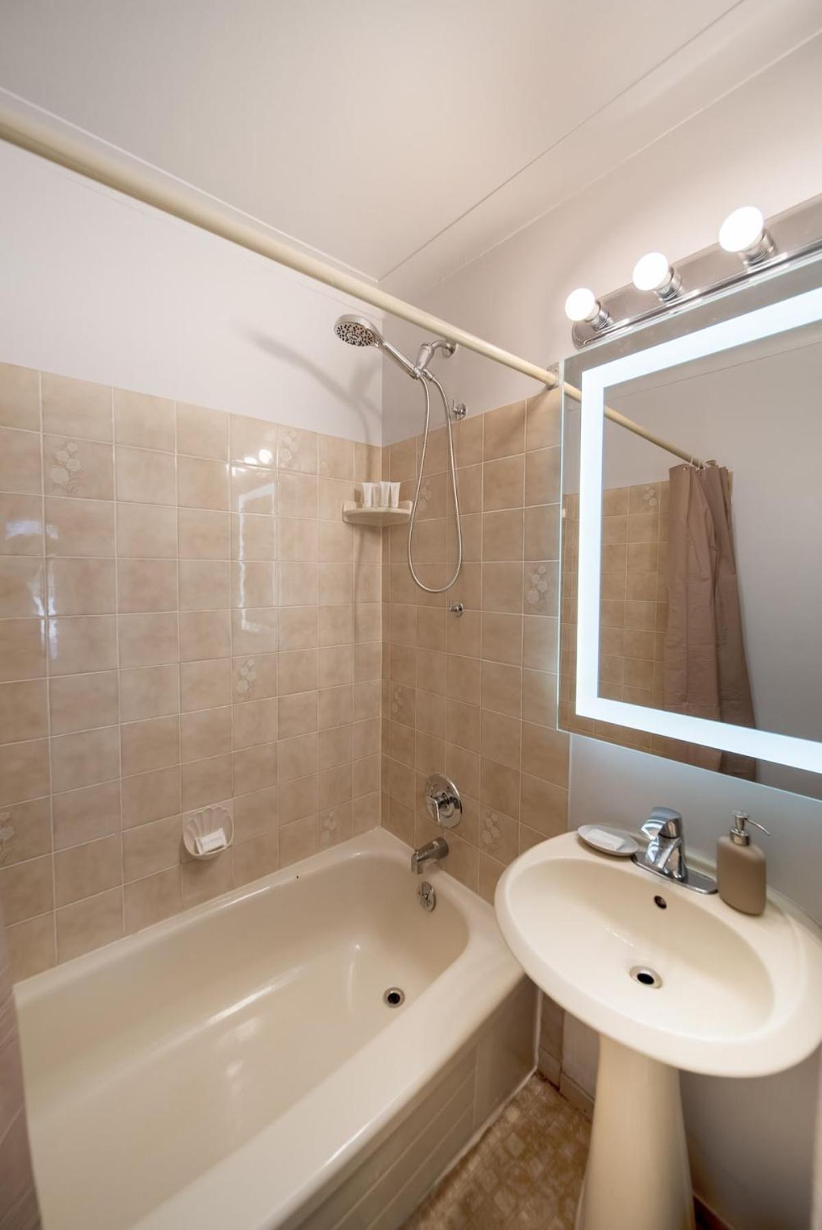 2 Bedroom In A Prime Location Holiday home *